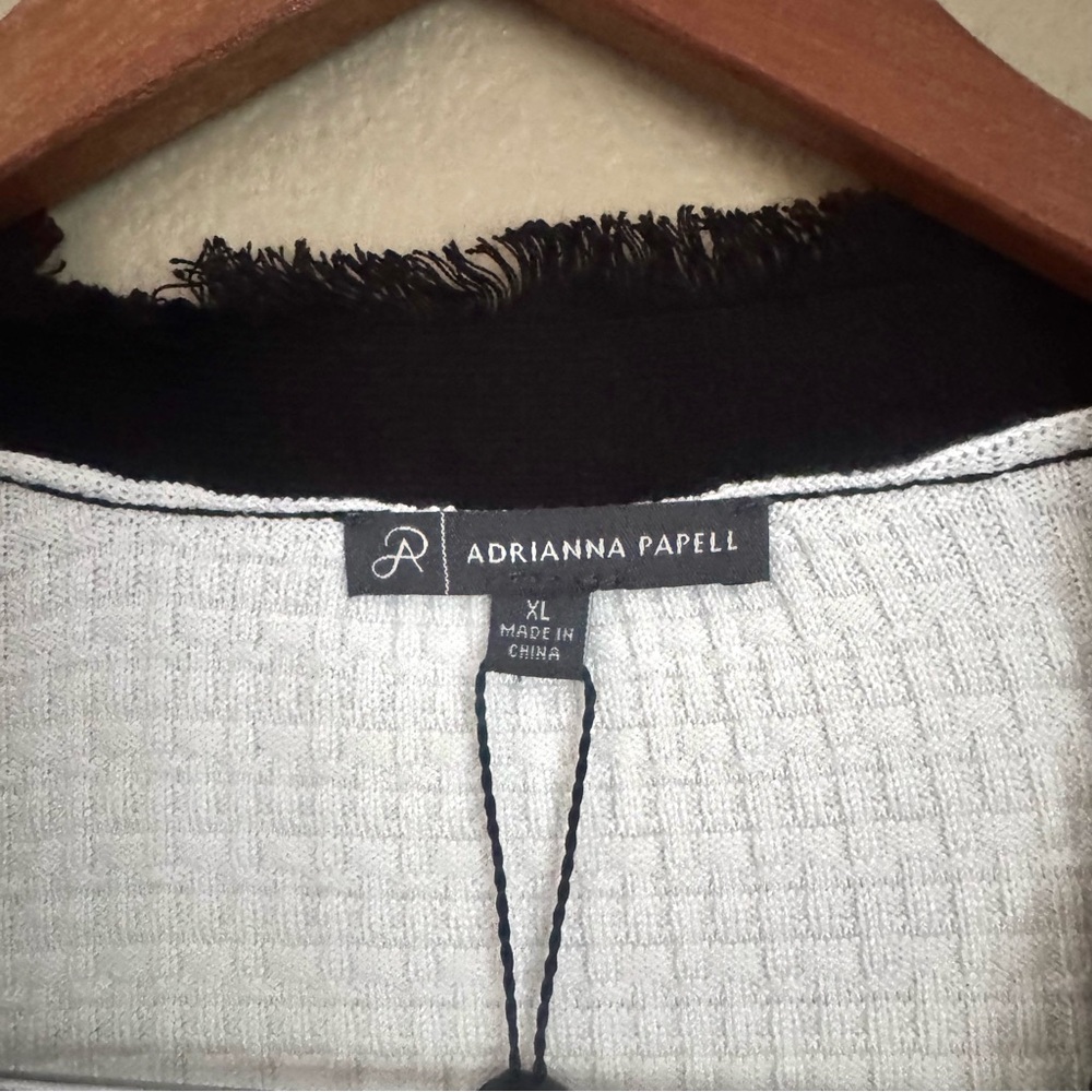 Adrianna Papell Frayed Edge Button Front Colorblock Cardigan Cream XL NWT - Picture 3 of 6